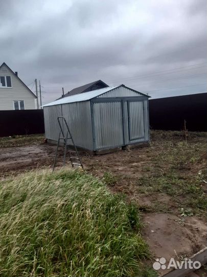 Гараж металлический двускатный