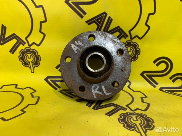 Ступица задняя левая Audi A4 8K2 2007-2011