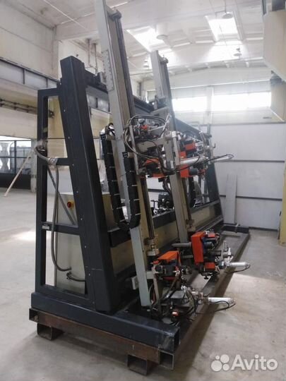 Elumatec EP 424 40/25 E190 4-х гол. обжимной пресс