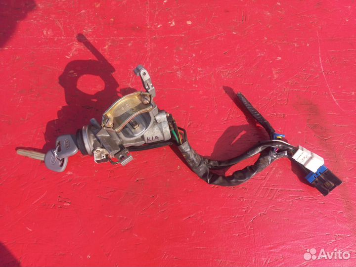 Замок зажигания Kia Spectra