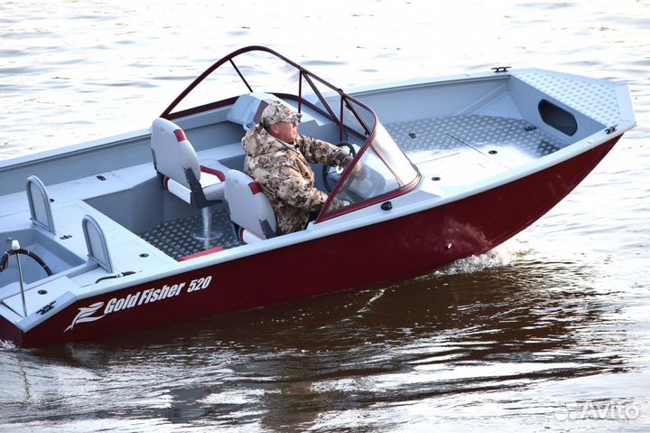 Новый катер для рыбалки Gold Fisher 520 DCM fish