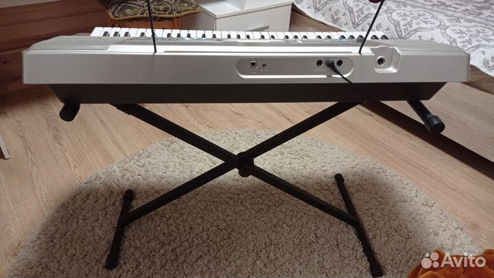 Синтезатор casio LK- 300tv