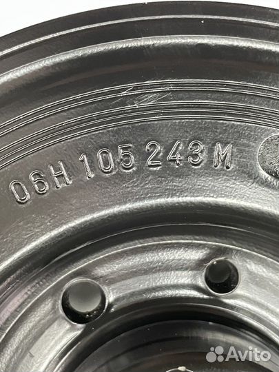 Шкив коленвала audi a4 a5 06H105243M 2021год