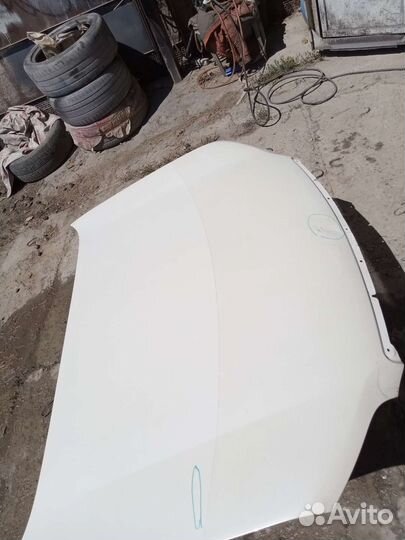 Капот на toyota prado 150 (цвет белый) оригинал