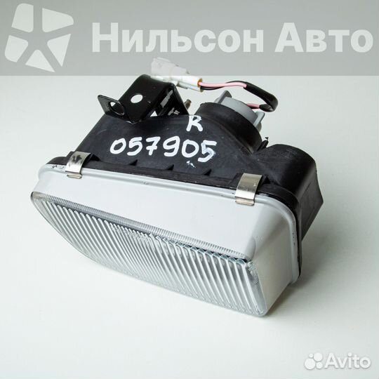 Туманка isuzu giga с 2003 г правая, zevs