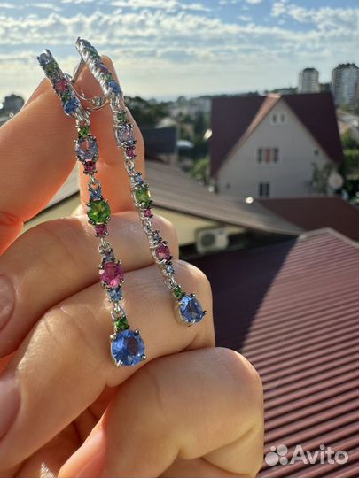 Серебряные серьги с кристаллами swarovski