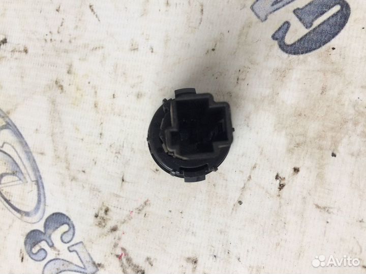 Кнопка открывания багажника ford fusion