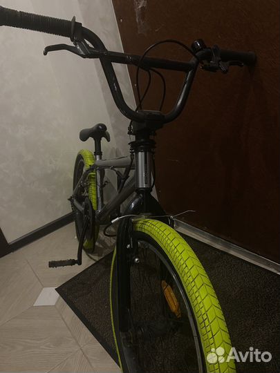 Трюковой велосипед bmx
