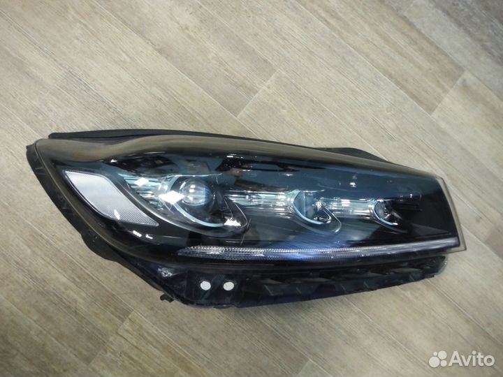 Фара правая LED Kia Sorento 3 Prime