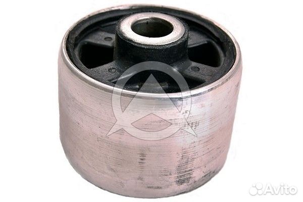 Сайлентблок renault latitude (l70 )