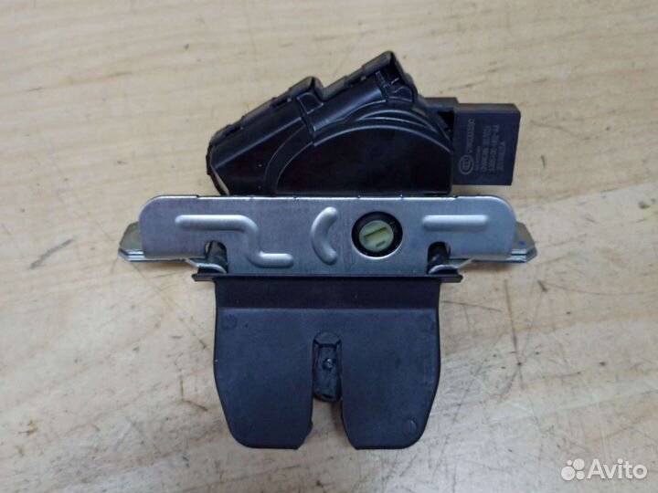 Замок двери багажника Changan CS75 / CS75FL