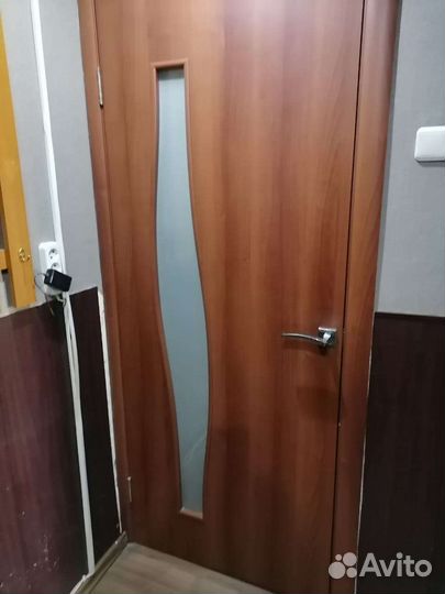 Дверь входная металлическая со стеклом бу