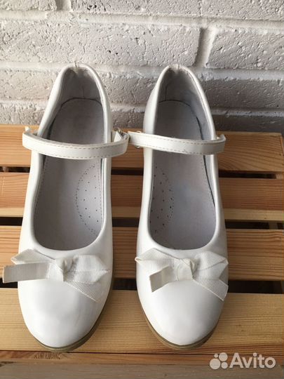 Туфли доя девочки 35 размер