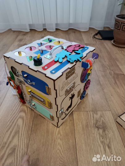 Бизикуб/бизиборд/бизибокс