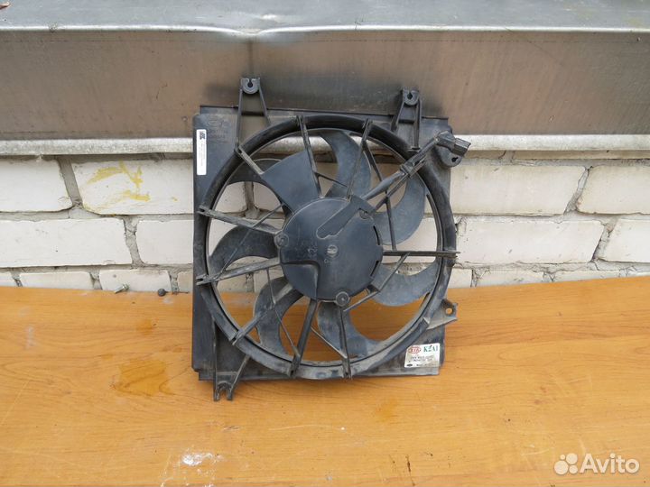 Вентилятор радиатора кондиционера Киа Спекта