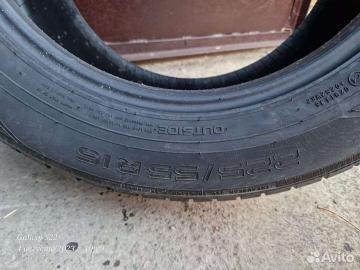 Nokian Tyres Hakka Blue 2 225/55 R16