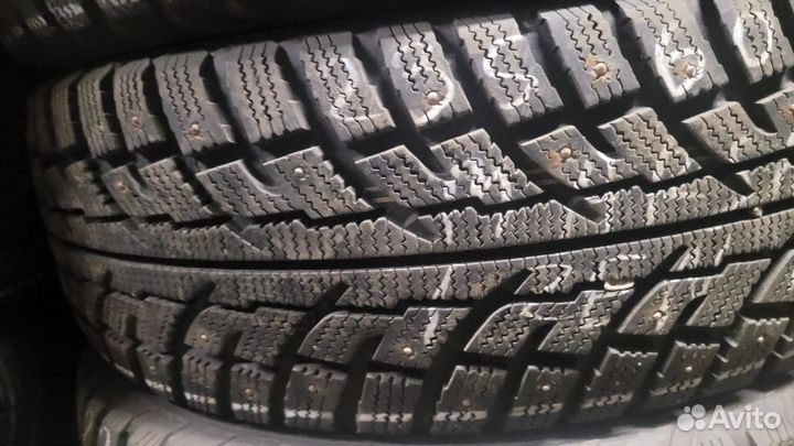 Marshal I'Zen RV Stud KC16 235/60 R18 107T