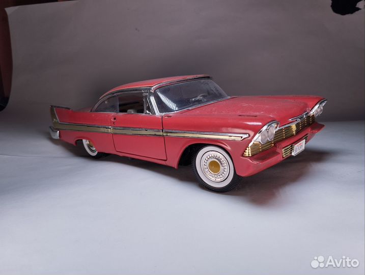 Модель Plymouth Fury 1958 1:18