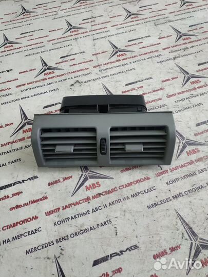 Дефлектор w210 Mercedes центральный