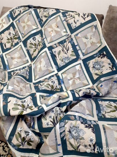 Лоскутное одеяло ручной работы