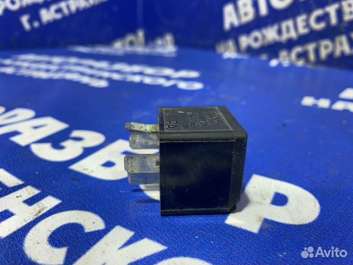 Реле Ford Fusion хэтчбек 2006