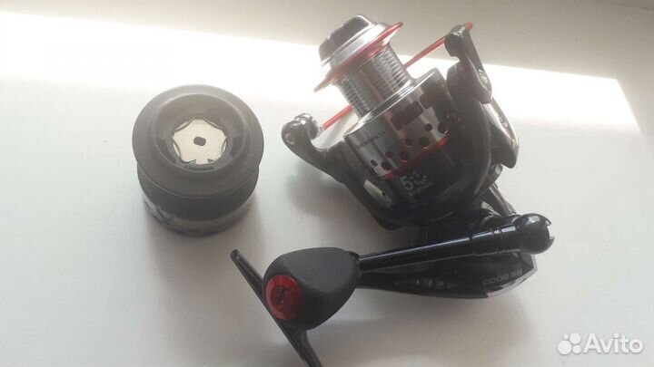 Рыболовные катушки Daiwa и др