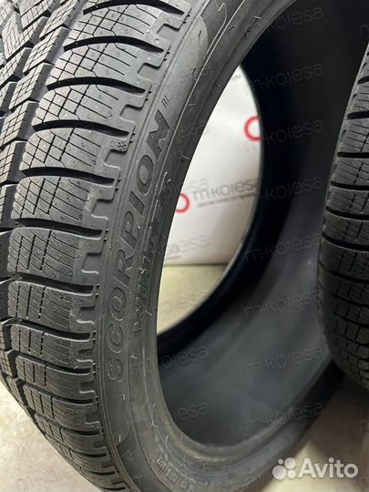 Pirelli Scorpion Winter 325/30 R22