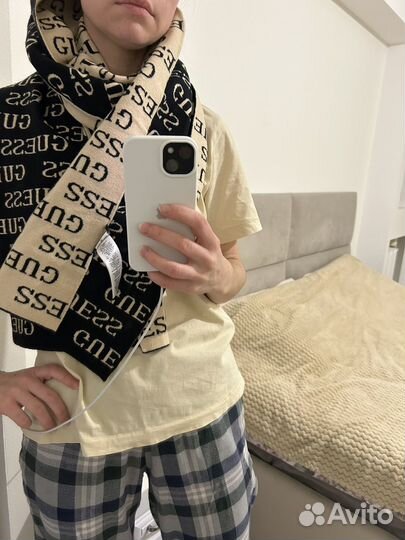 Шарф женский Guess