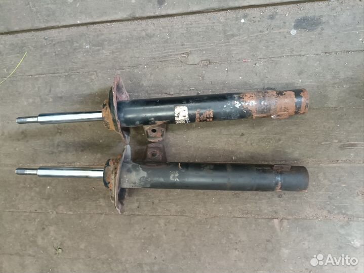 Передний амортизатор для BMW e46