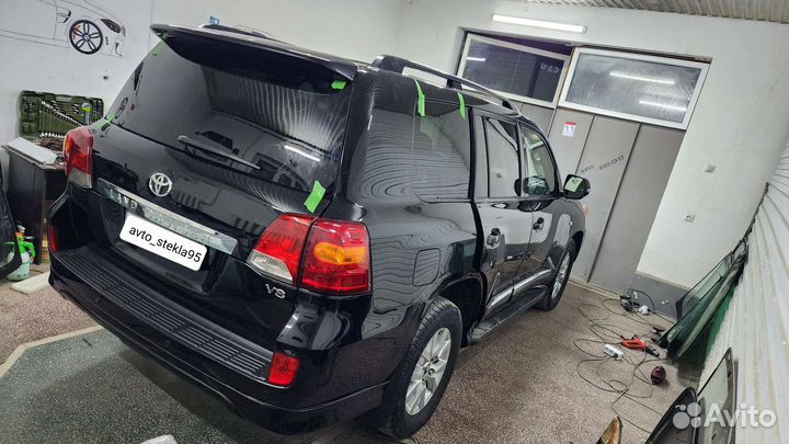 Тонированные стекла Тойота Ланд круизер 200, 300