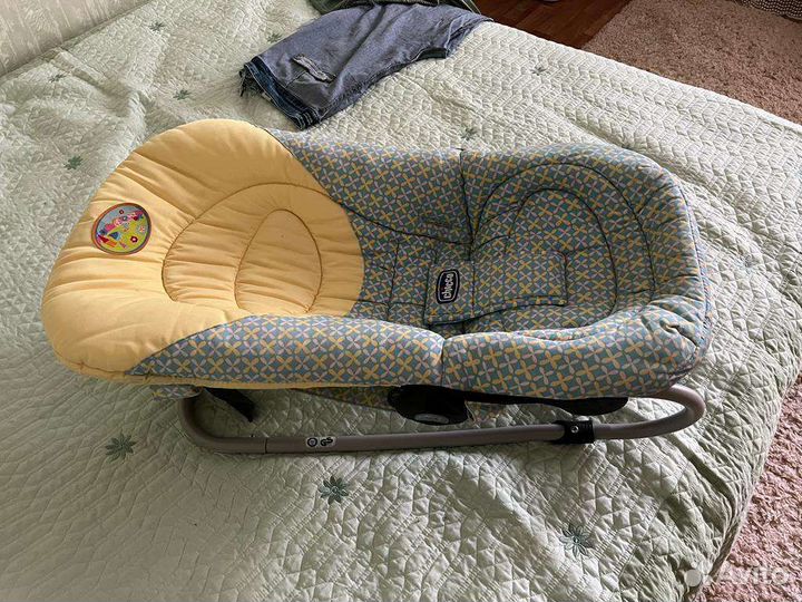 Шезлонг детский chicco