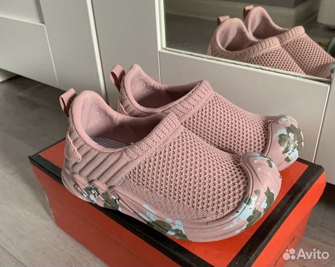 Новые слипоны для девочки 27 р. 31 р