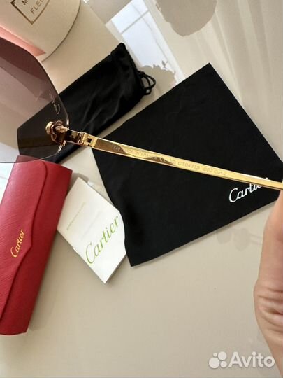 Солнцезащитные очки cartier