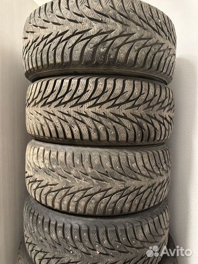 Yokohama Ice Guard Stud IG55 215/50 R17 95T