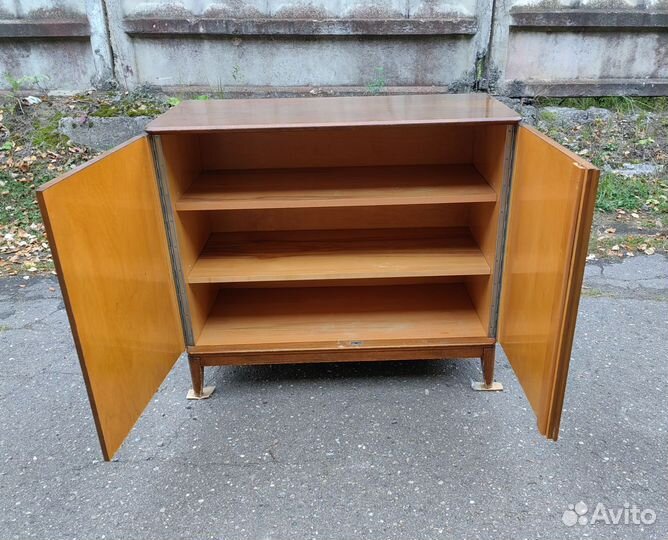 Винтажная тумба хайборд