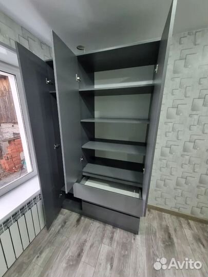Шкаф распашной новый