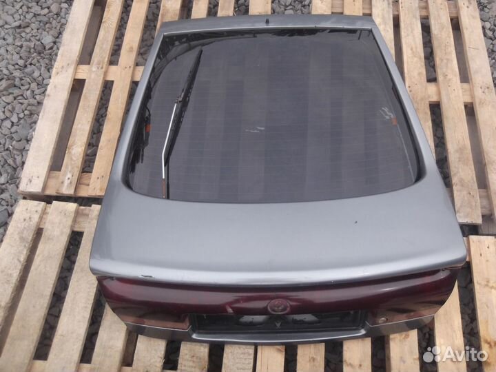 Крышка багажника Mazda 626