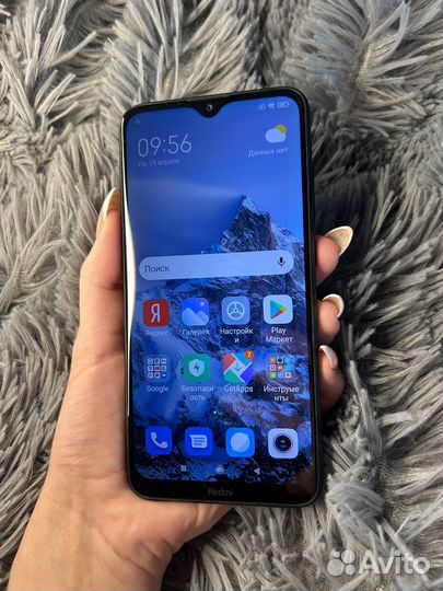 Xiaomi Redmi 8A, 4/64 ГБ