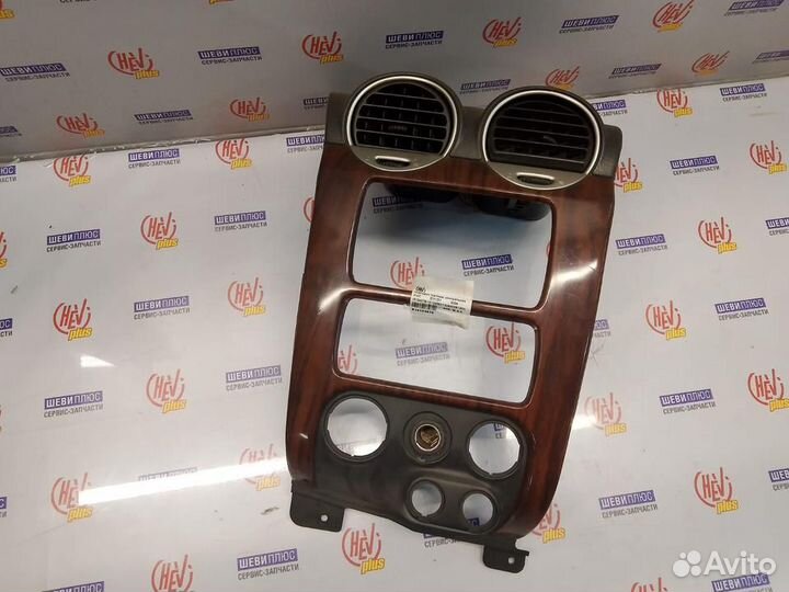 Накладка торпеды центральная GMC Envoy