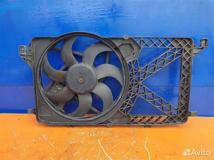 Вентилятор радиатора Transit 7 2006-2014 1431172