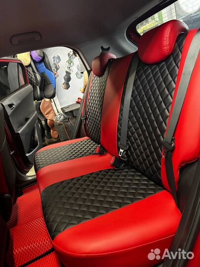 Швея портной в ателье