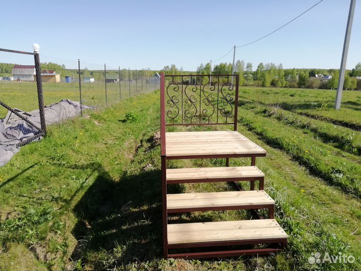 Приставное крыльцо