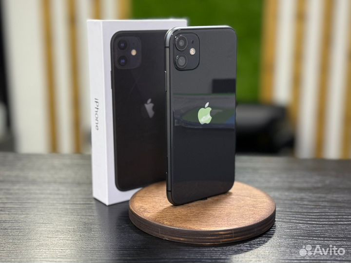 iPhone 11, 64 ГБ