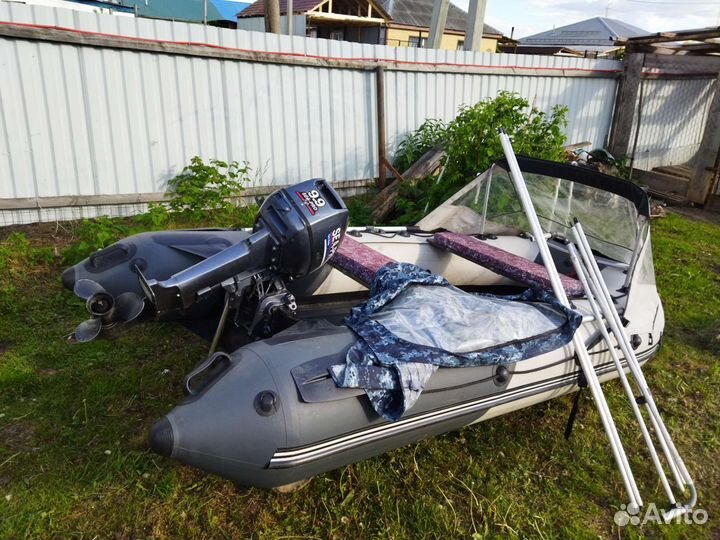 Лодка с мотором 9.9