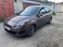 Renault Grand Scenic 1.5 MT, 2010, 295 000 км, с пробегом, цена 830 000 руб.