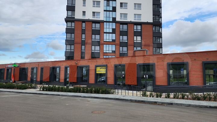 Сдам торговое помещение, 450 м²