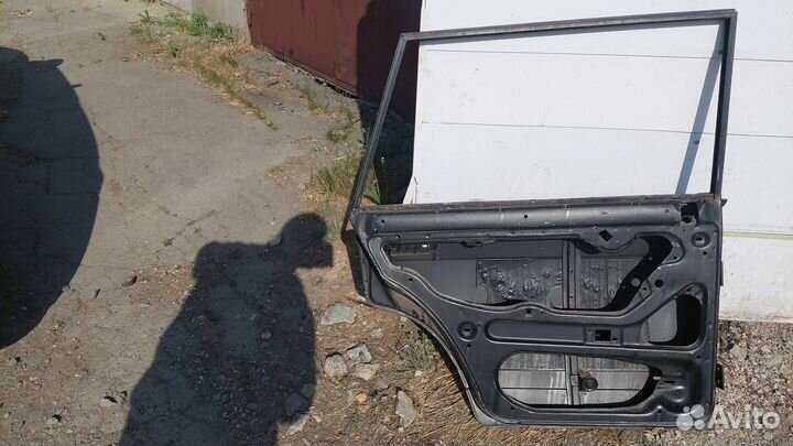 Дверь ваз 2104, 05, 07
