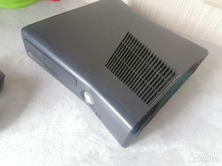 Xbox 360S+999игр, Прошита