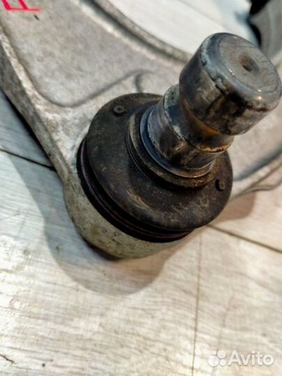 Рычаг подвески передний левый Bmw 528I F10 N52B30