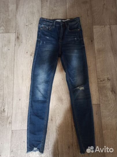 Джинсы женские stradivarius